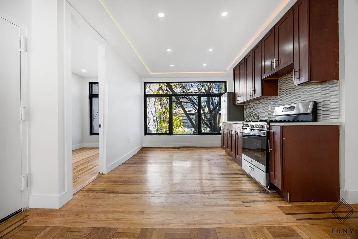 279 South Fifth Street #3A