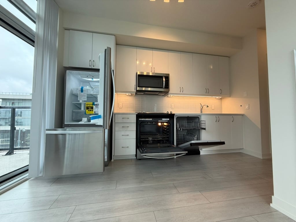 38 Annie Craig Drive Unit: 411