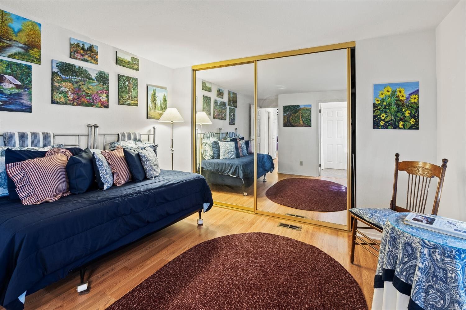 10 Los Robles Ct