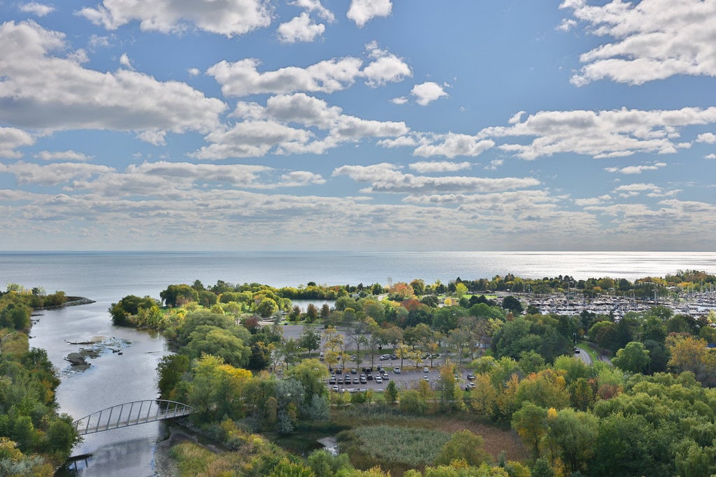 2212 Lake Shore Boulevard W 1803