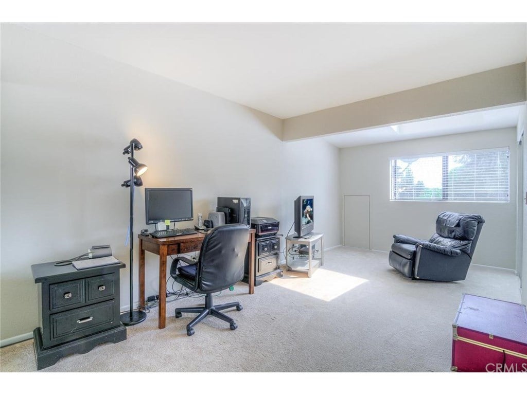 901 Powell Ct