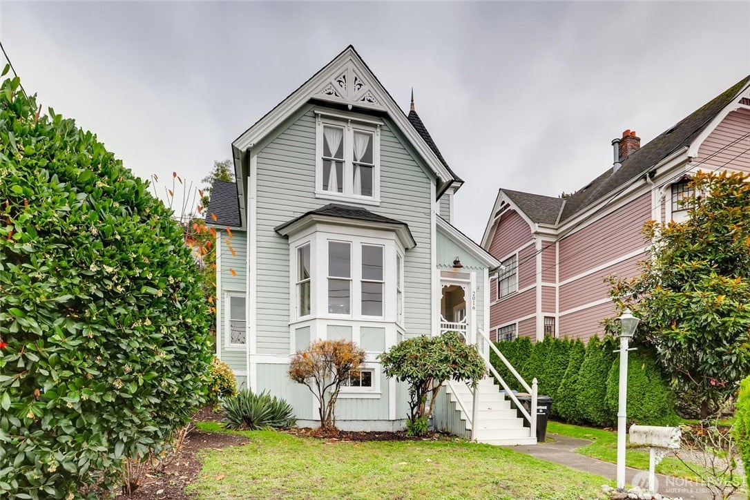 2016 14th Avenue W