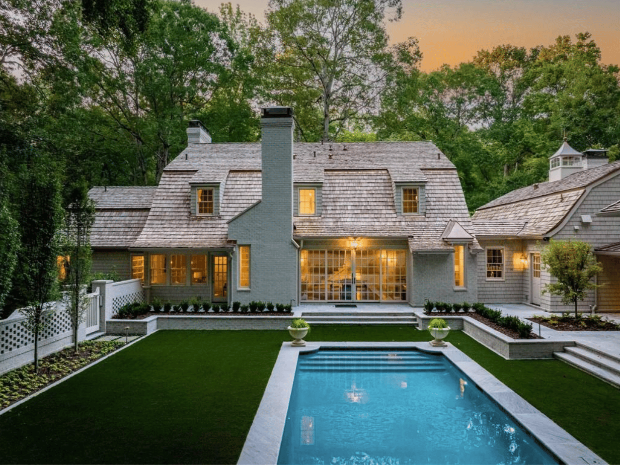 3990 Paces Ferry Road NW