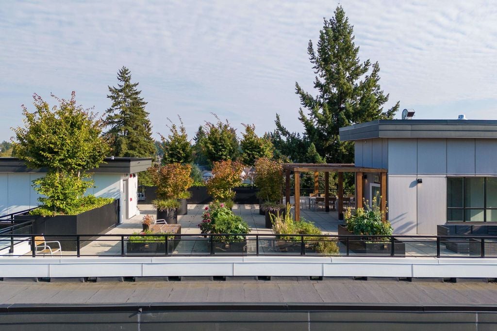700 Clarke Rd, #502