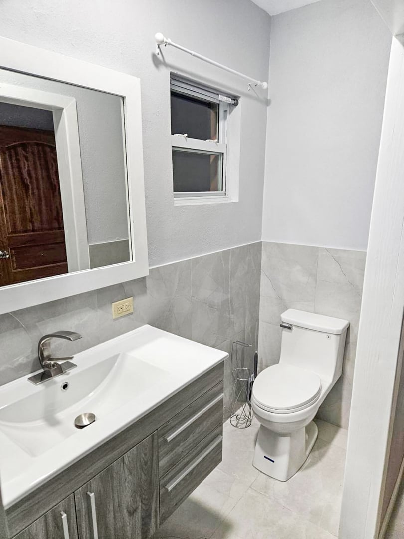 897 Sabbath Hill 1 Bedroom Apartment