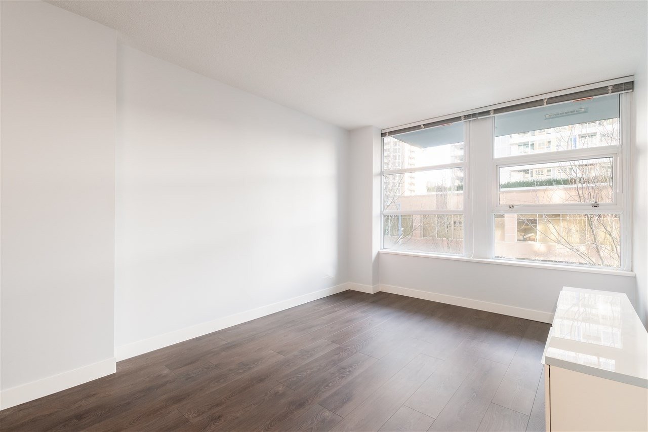 8033 Saba Rd, #306