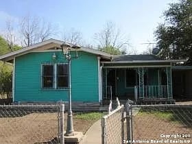 5462 Joslyn Ln