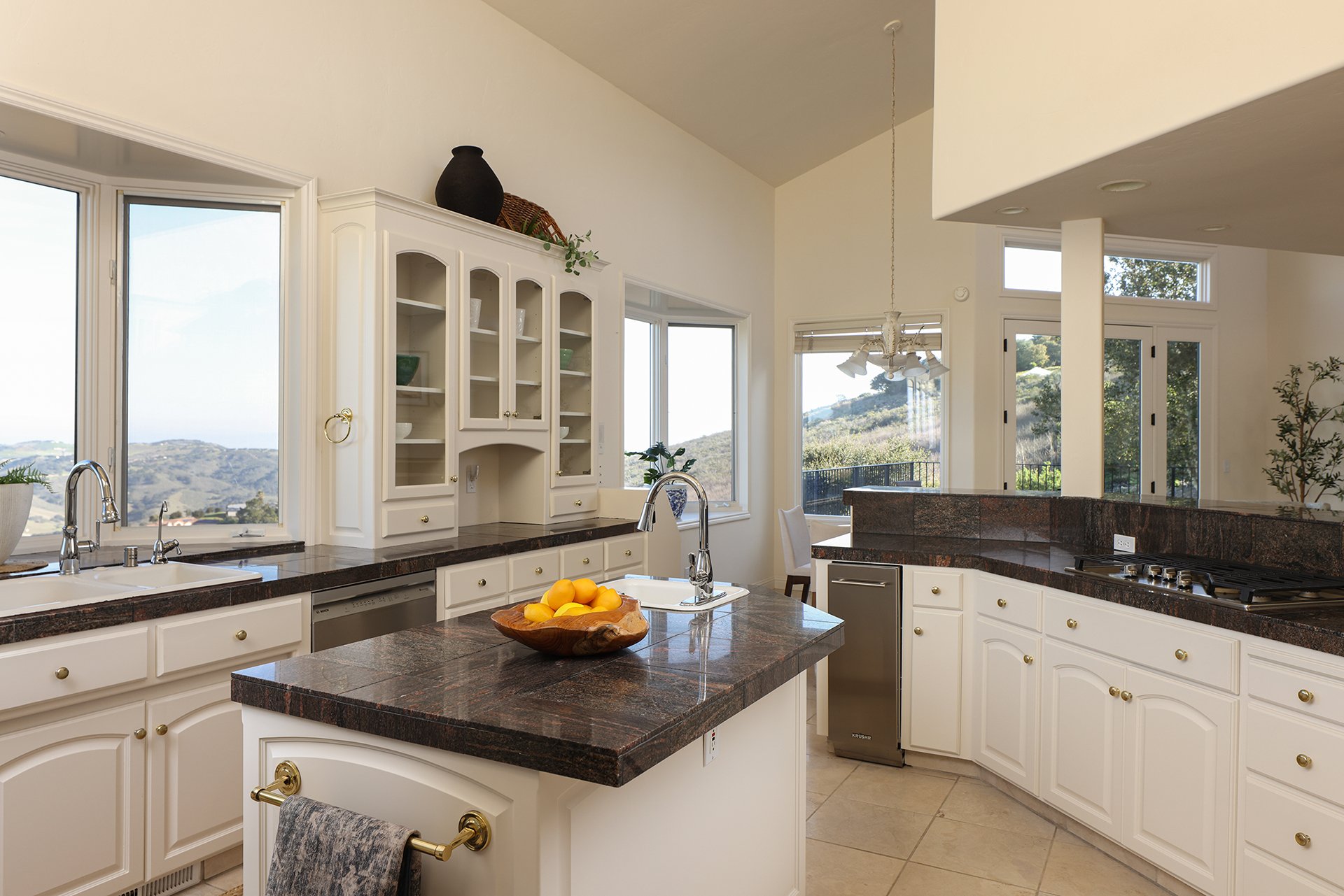 Monterey Paradise - 25691 Whip Road