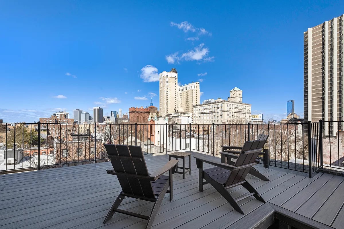 21 Monroe Place Unit: 5F