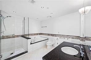 540 WEST AVE #413