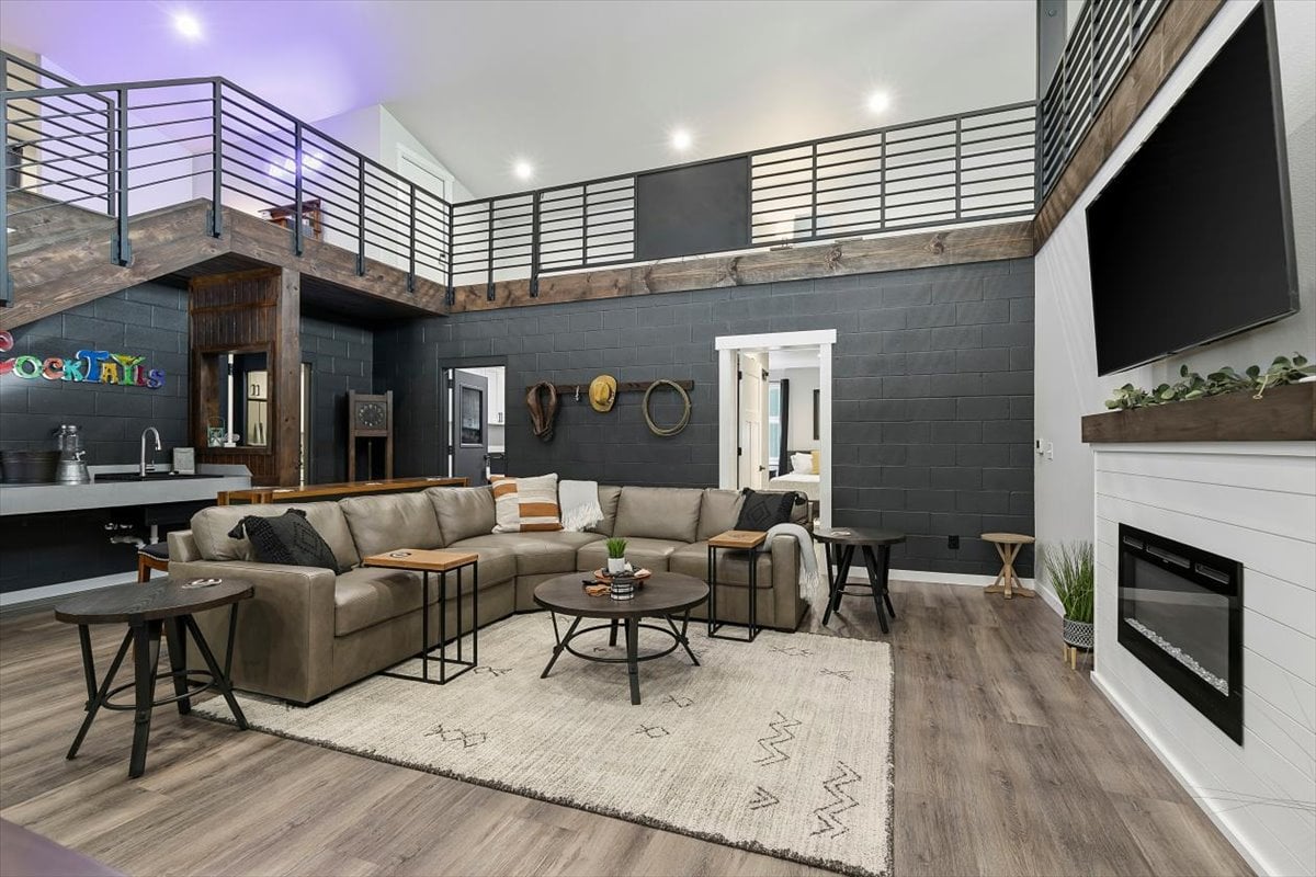 11- Unit Boutique Short Term Rental