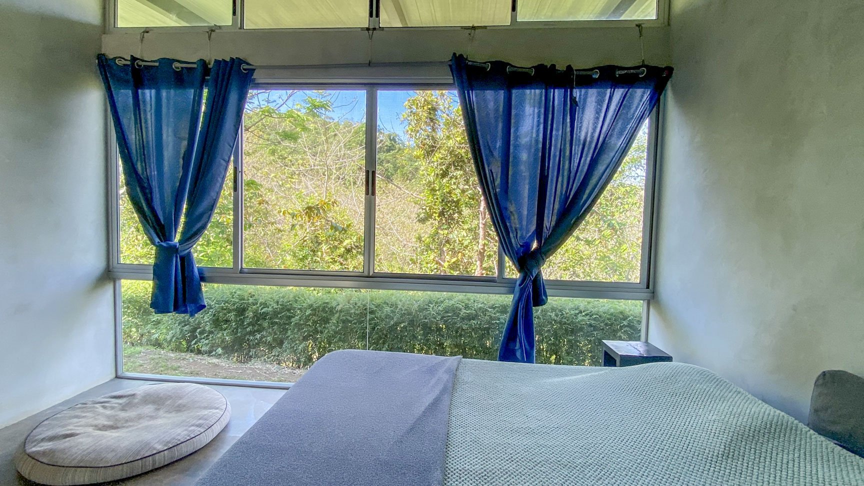 32-Acre Self-Sustainable Off-Grid Farm Near Ojochal with House, Solar Power & River