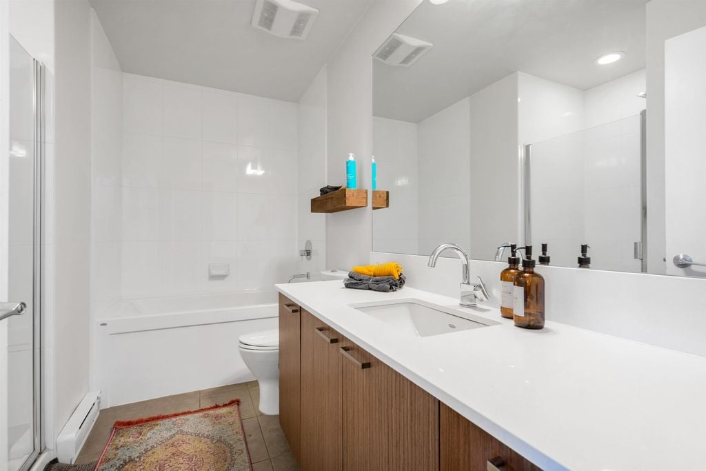 221 Union St, #906