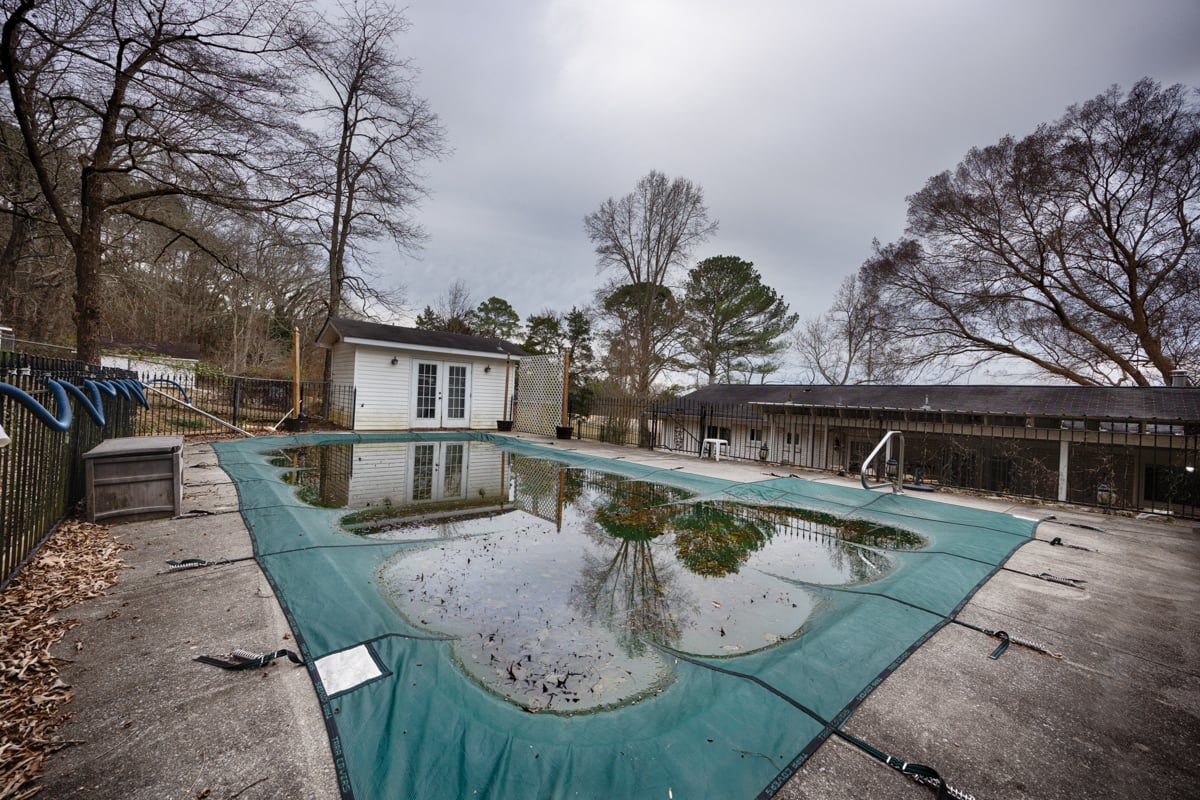 Large Lot with Pool in Harvest