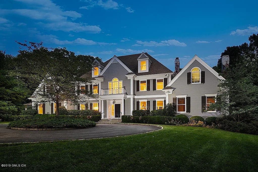 15 Mountain Laurel Dr