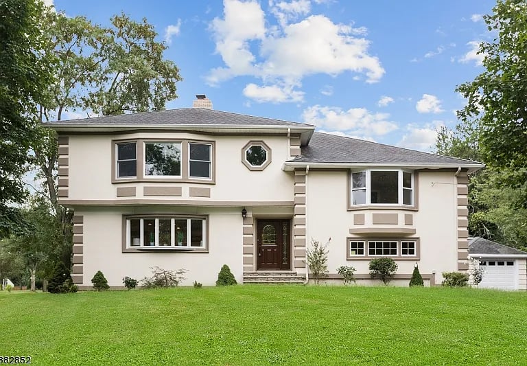1248 Maple Hill Rd