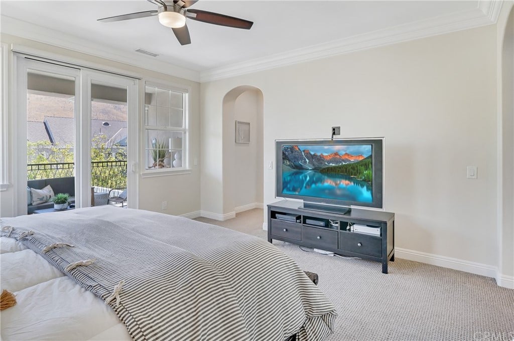 6 Galora Ln