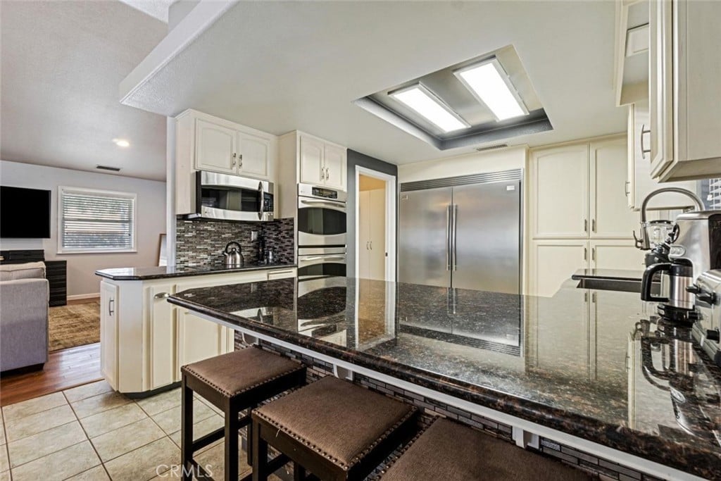 31887 River Knolls