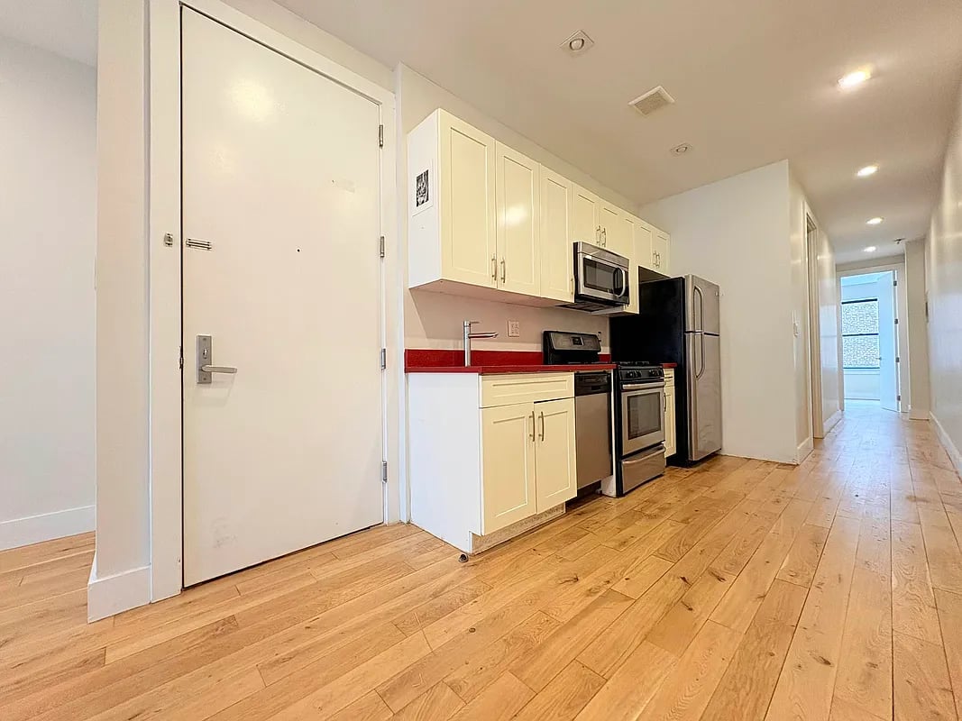 360 Central Avenue 3L