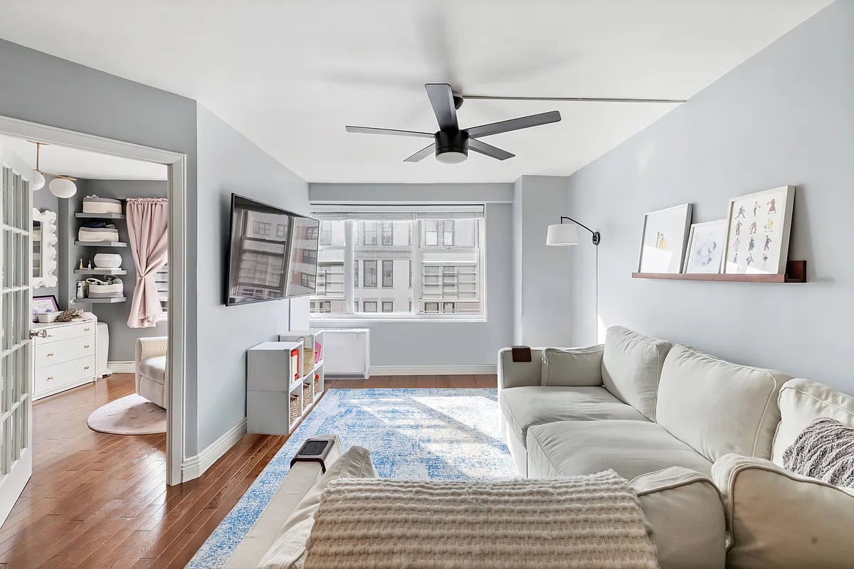 69 5th Ave #12E