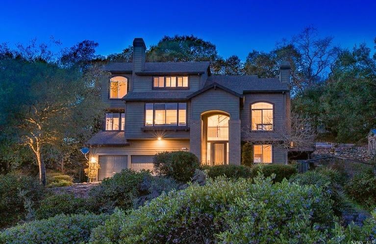 3561 Lake Park Dr