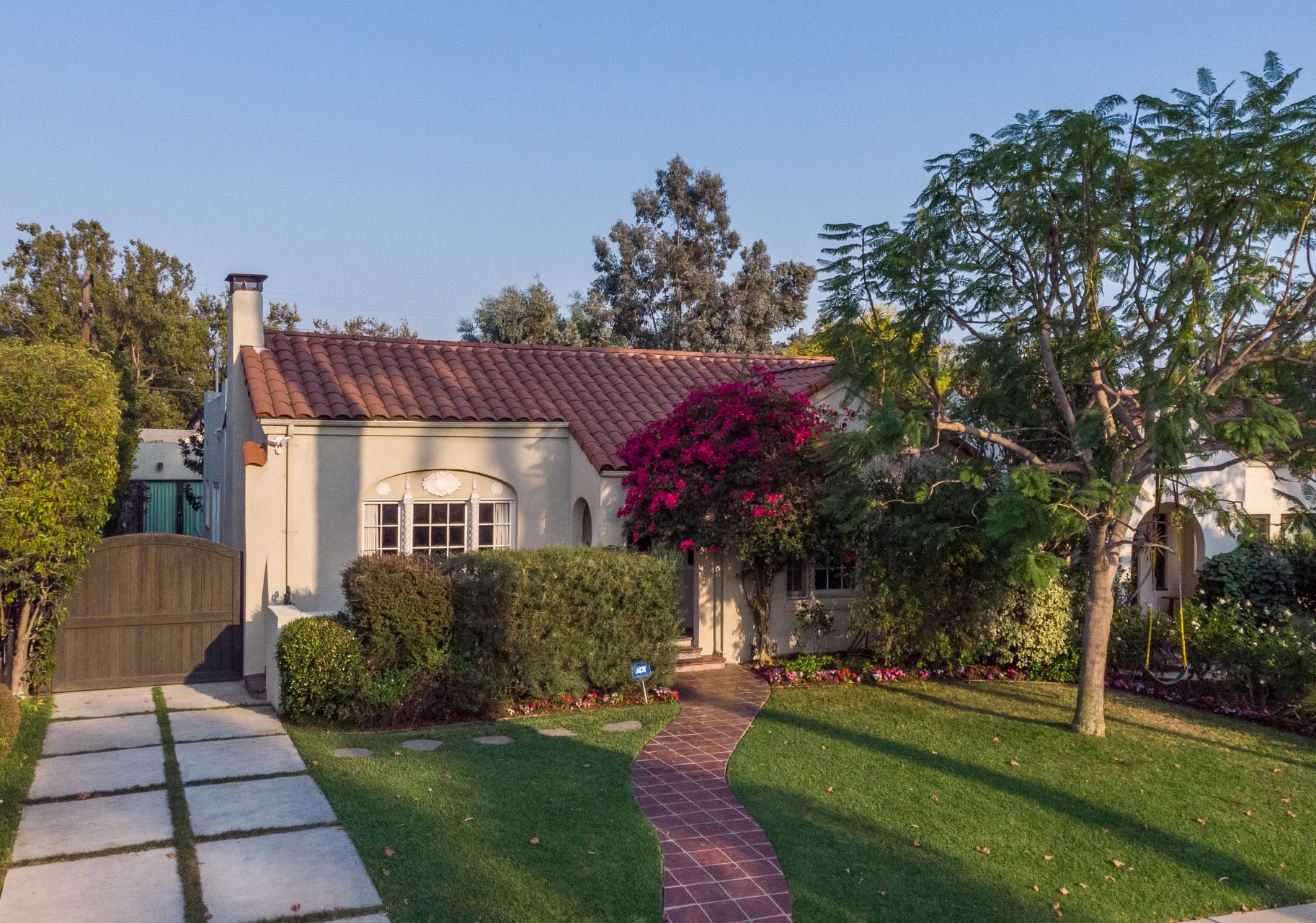 908 Keniston Ave, Miracle Mile