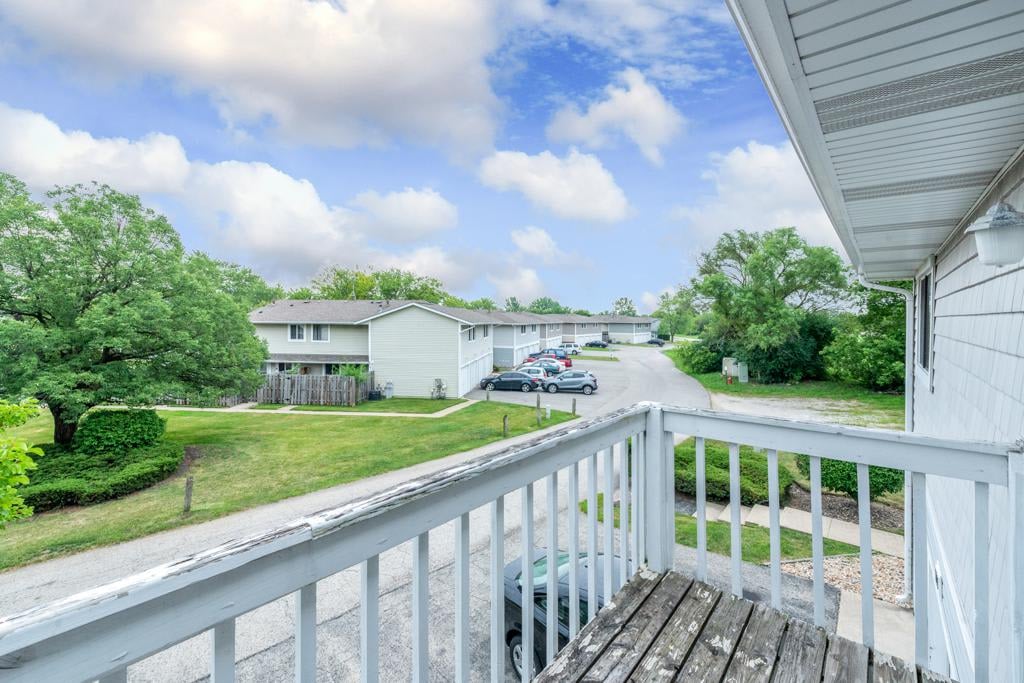 1515 Fremont Dr., Hanover Park, IL 60133