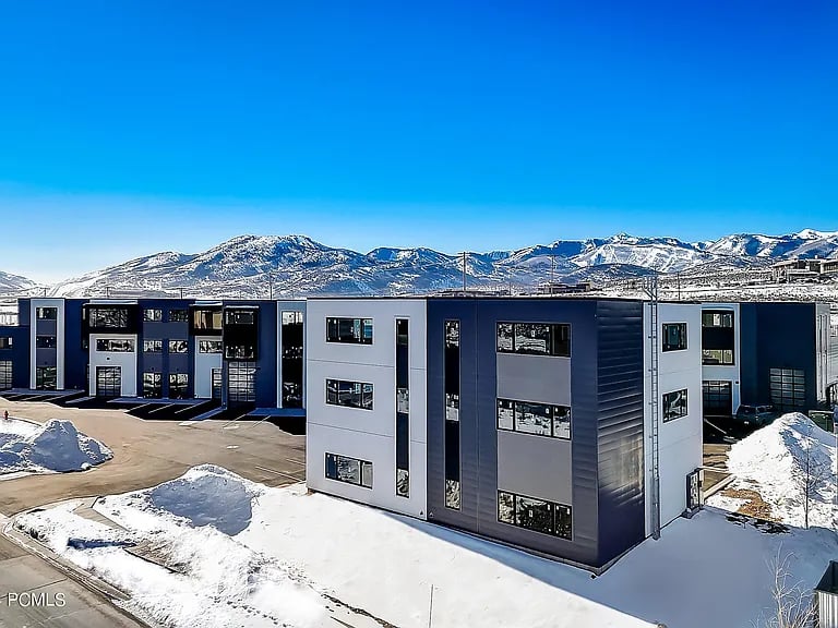 4123 N Forestdale Dr #8