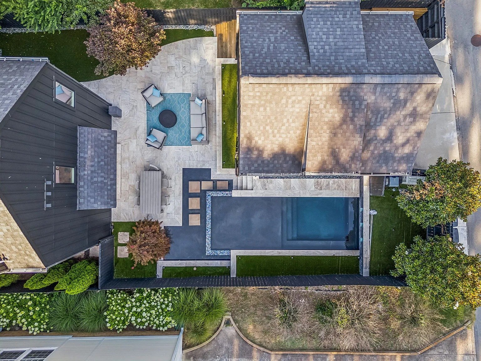 1003 W Grove Ave