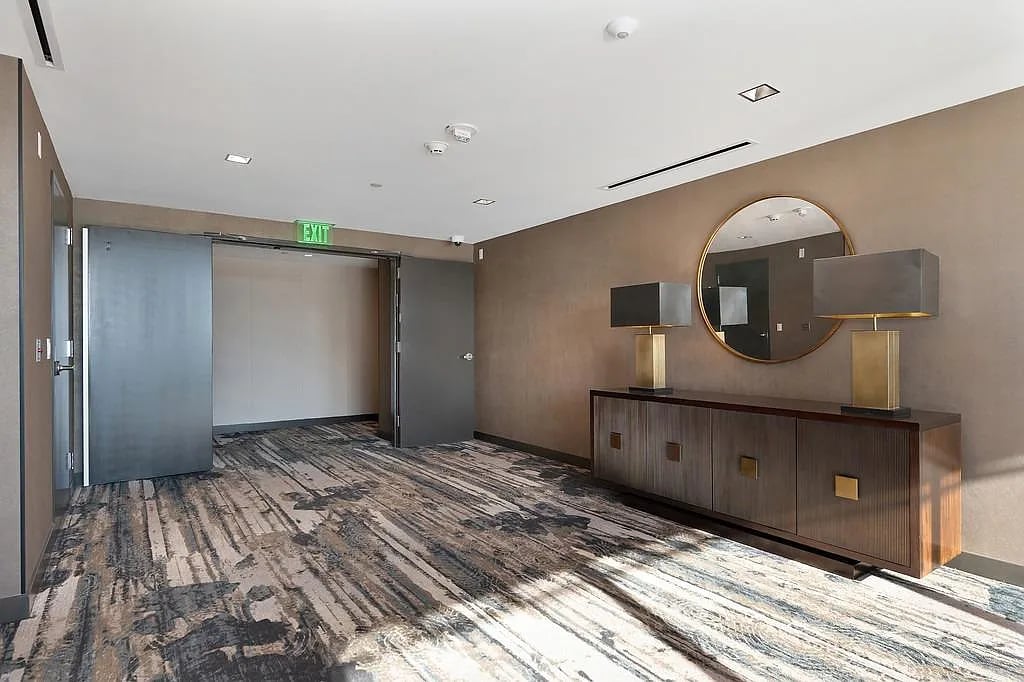 500 J St #1701