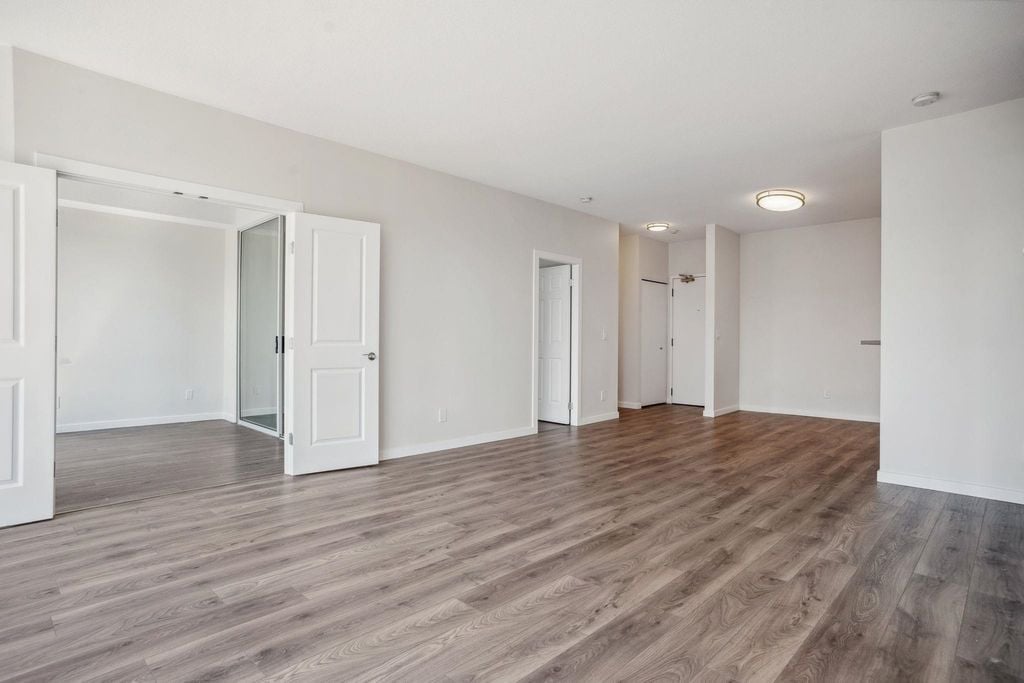 6240 McKay Ave, #605