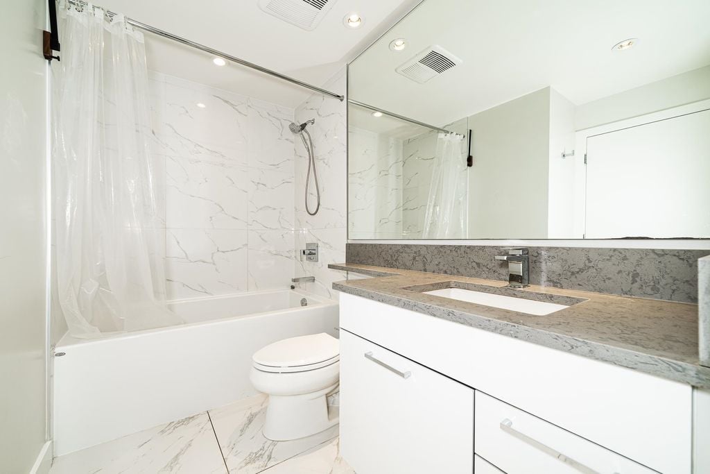 1788 Gilmore Ave, #2601