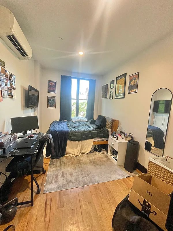 74 George St 3B
