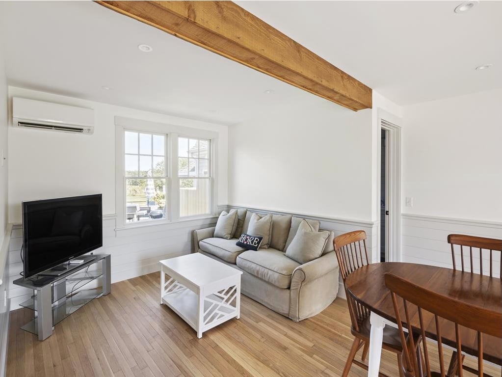 81 Herring Creek Rd