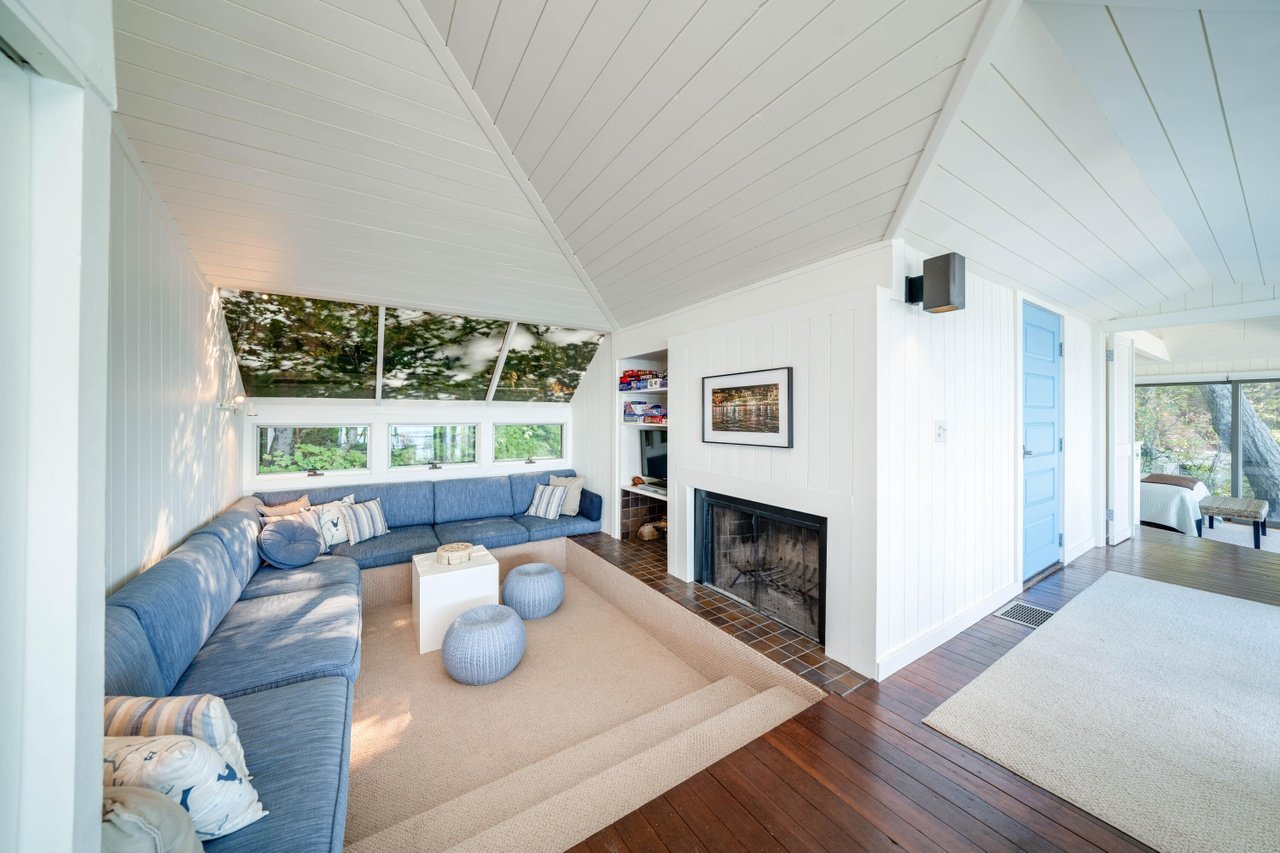 80132 Linden Hills St