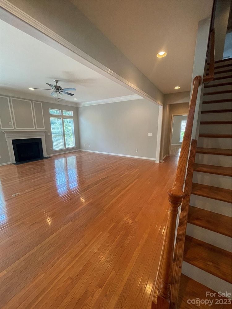 1208 Rockwell View Rd