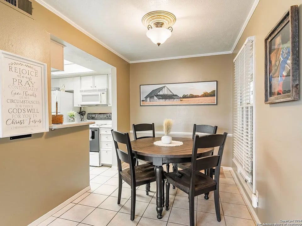 66 Brees Blvd Ste 26B