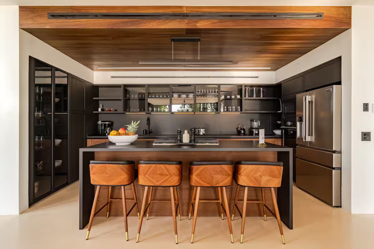 Magna Pacific - Luxury Estate Compound comprised of two Immaculate Villas