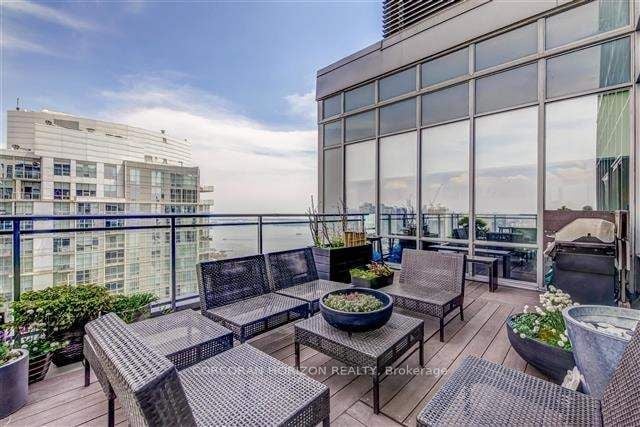 CITYPLACE PENTHOUSE 