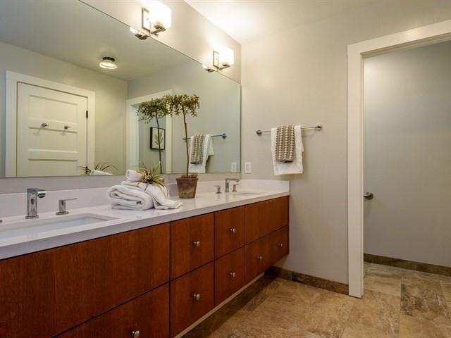 1 Fair Oaks Lane