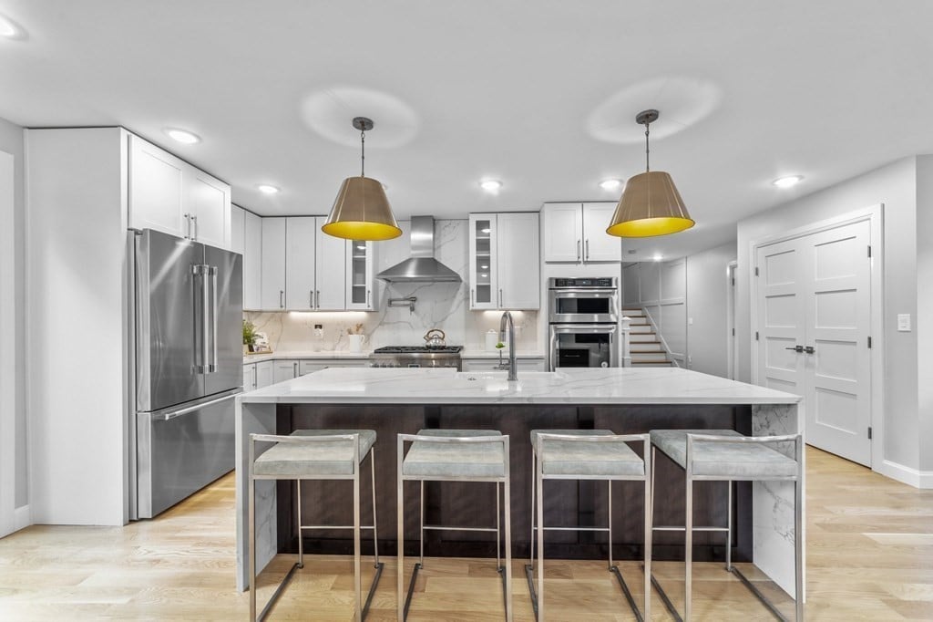 90 Holworthy St Cambridge, MA 02138