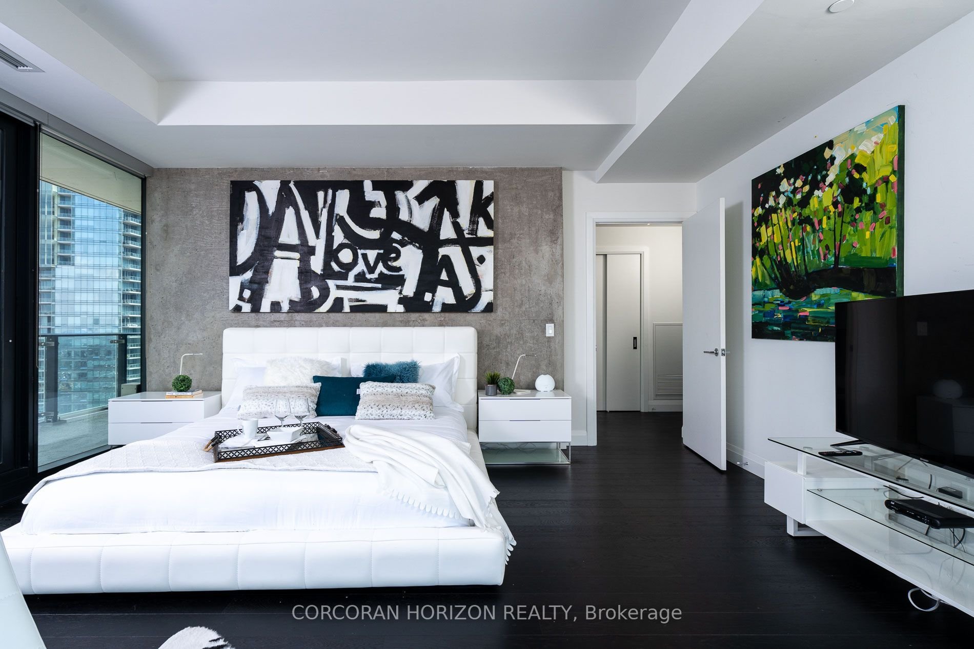PENTHOUSE PERFECTION ON THEATRE ROW