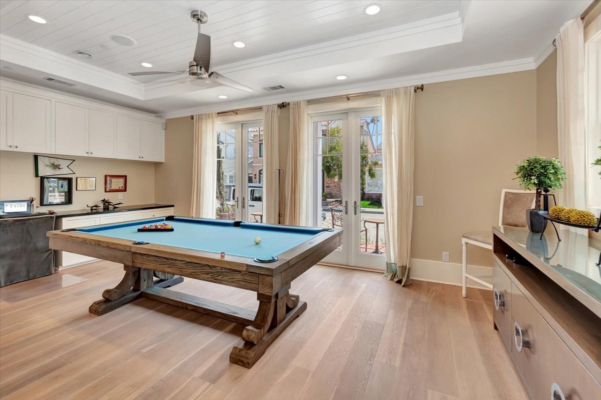 57 Savona Walk