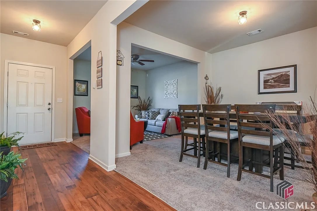 1230 Dianne Dr