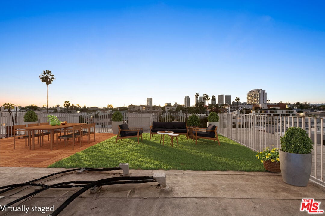 1450 S Beverly Dr #401