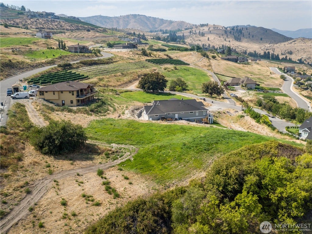 275 Bene Vista Ln