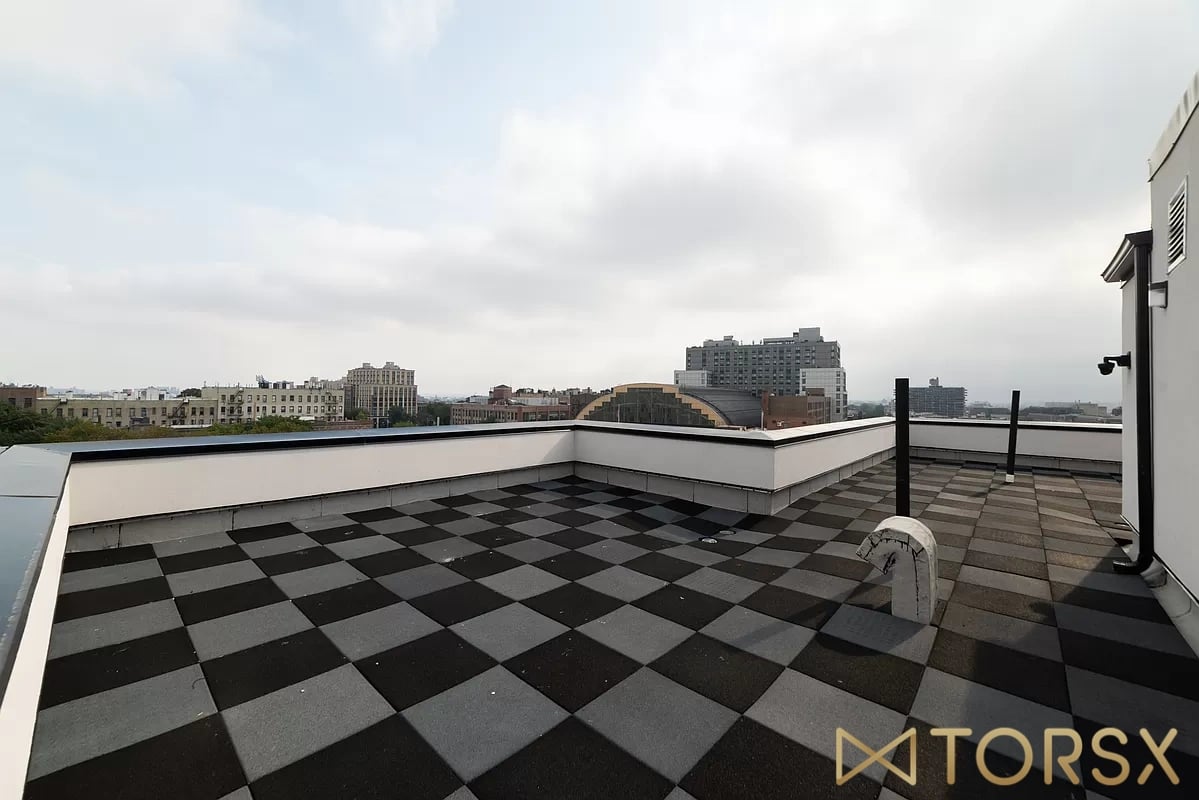 1042 President Street #2D