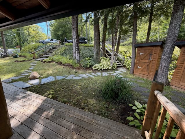 76 Johnson Loop