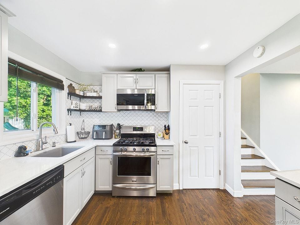 554 South 8th Street