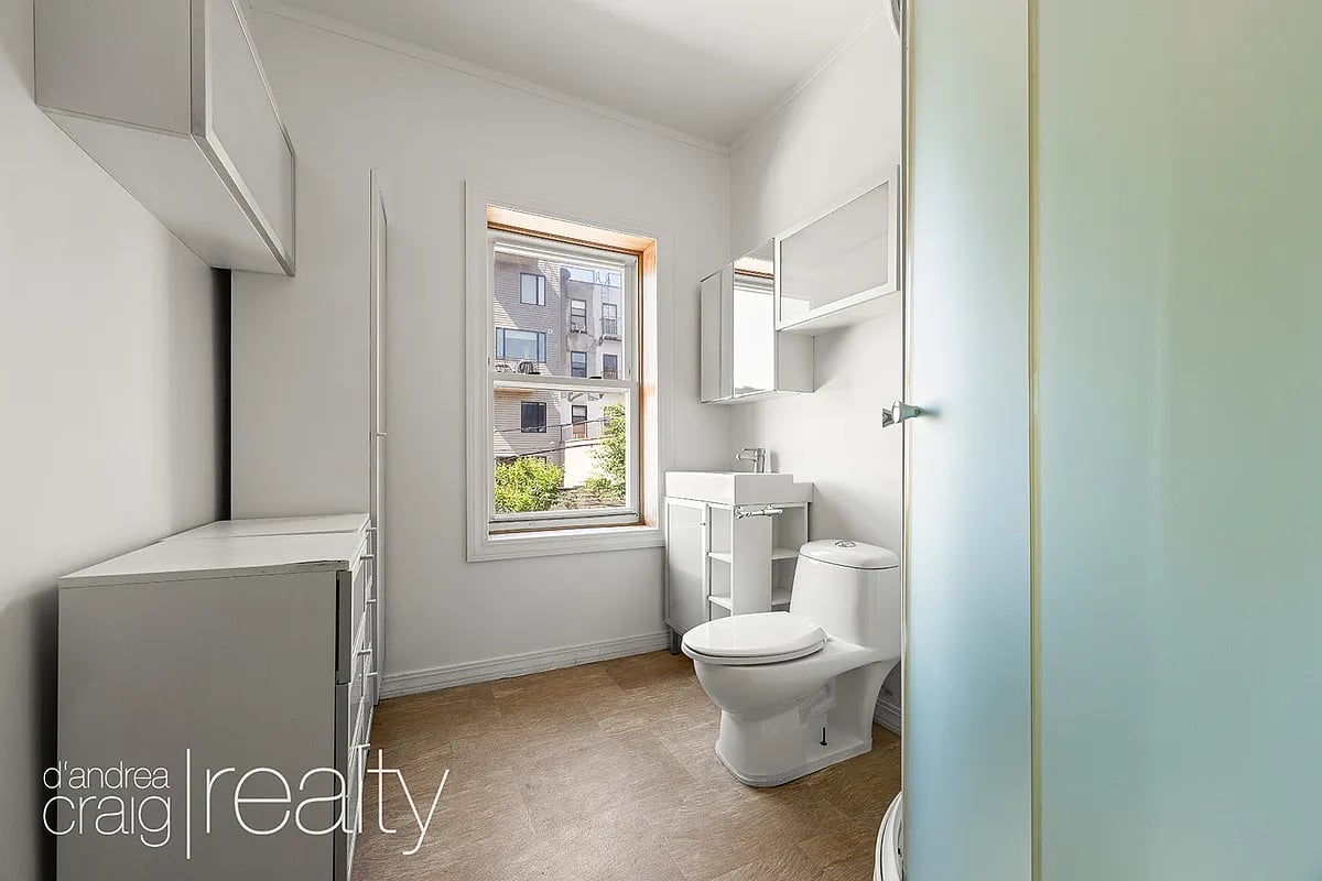 90 Second Street TOWNHOUSE